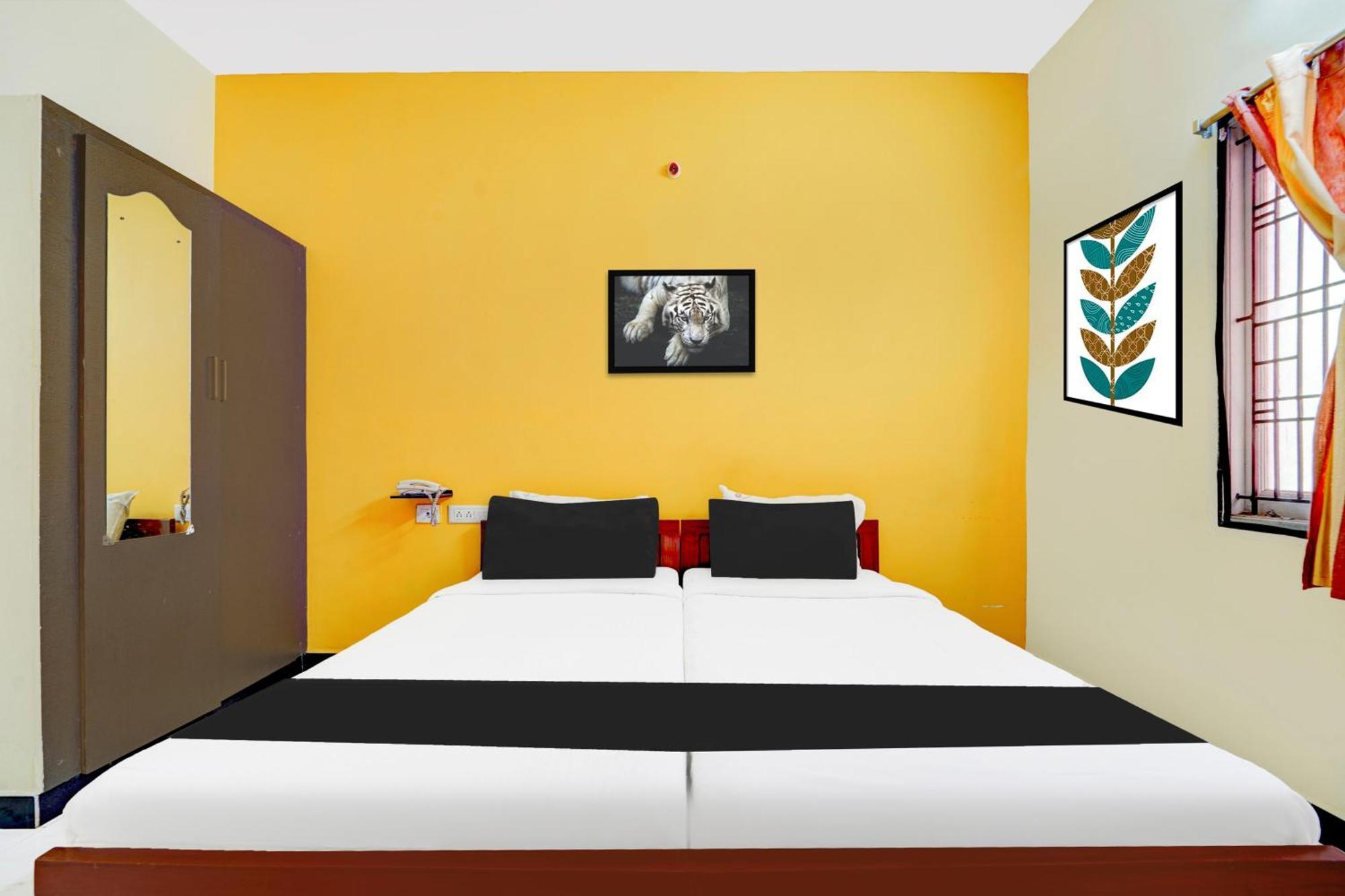Super Hotel O Madurai Near Bus Stand Tallākulam Exteriör bild